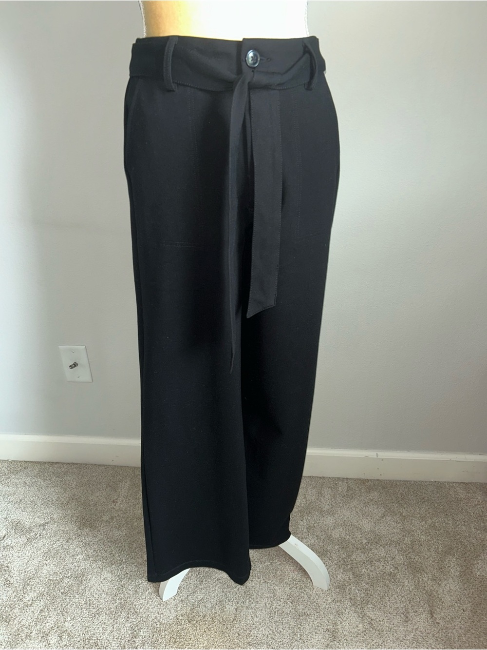 Kut from the Kloth Black Wide Leg Pants with Tie Waist